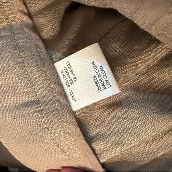 New with tags Antonio Melani Olive Linen Shorts 12 - Picture 5 of 5